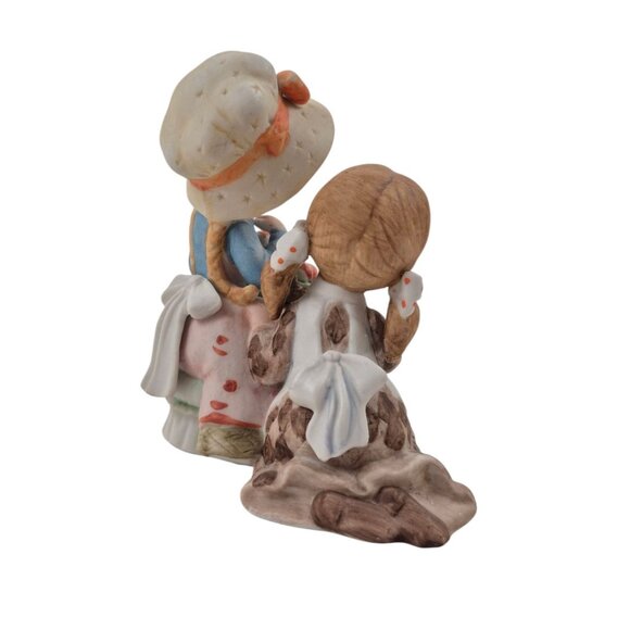 Vintage Ceramic Figurine Two Girls Basket Of Peaches Hand Painted Collectible - Picture 5 of 10